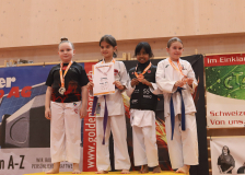 Phönix Cup, Staufen, 2024, Schweiz, Siegerehrung, Shukokai Dojo Wetzikon, Hayabusa Karate Do Basel, Arin Tasdemir, Romina Castioni, Giada Spina, Mithusa Rajkumar, Nippon Training Urdorf / Dietikon, Quirici2020