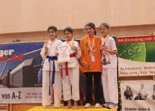 Phönix Cup, Staufen, 2024, Schweiz, Siegerehrung, Karate Club Niko-Wholen, Ana Maria Bozhinov, Shinsei Kan Lenzburg, Quirici2020