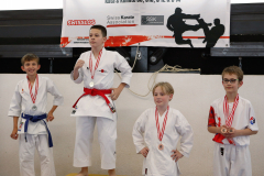 2024, Junior Karate League, Liestal, Schweiz, Kata, Mustafa Rinor, Danilo Radivojevic, Nikita Kuzmenko, Jorin Jufer, Siegerehrung, Nippon Training Urdorf / Dietikon, Karate Club Fribourg, Hoitsugan Kyokai Karate Solothurn