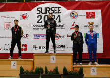 2024, Schweizermeisterschaft, Sursee, Schweiz, Siegerehrung, Shukokai Dojo Wetzikon, Caleb Gossweiler, Jonathan Tiefenauer, Devrim Yildirim, Lian Krähenbühl
