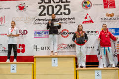 Siegerehrung, Schweiz, Schweizermeisterschaft, Sursee, 2025, Championnat Suisse, Swiss Championship, Switzerland, Karate-Do Balsthal, Quirici2020, SCUOLA DI KARATE YAMA NO KAZE, Karate Club Valais, Nouhaila Oubane, Mia Frösch, Ayla Pivalic, Melina Velic