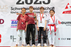 Siegerehrung, Schweiz, Schweizermeisterschaft, Sursee, 2025, Championnat Suisse, Swiss Championship, Switzerland, Ippon Karaté Club Tivoli Genève, Karaté Club Thônex, Karate Do Brugg, Sviatoslav Illiuk, Mateo Krizic, Rintaro Tanimoto, Janis Waechter