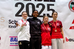 Siegerehrung, Schweiz, Schweizermeisterschaft, Sursee, 2025, Championnat Suisse, Swiss Championship, Switzerland, Alicia Haileselasse, Karate-Do Balsthal, Mia Jänicke, Sara Cokovic, Corinne Suhr, Quirici2020, Karateschule Sursee