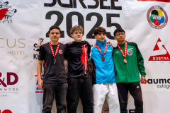 Shukokai Dojo Wetzikon, Siegerehrung, Schweiz, Schweizermeisterschaft, Sursee, 2025, Championnat Suisse, Swiss Championship, Switzerland, Moritz Meier, Nippon Training Urdorf / Dietikon, Marlo Bugatti, Emilio Arnold, Alessandro Zablonier, Karate TAISHO, Karateschule Flawil