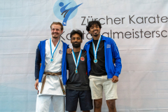 Peraveen Raveendran,Till Huggenberg,Tarun Chandrasekar,Bonstetten,Siegerehrung,2026,Shukokai Dojo Wetzikon-Volketswil-Winterthur,Zürcher Kantonalmeisterschaft,ZHKM,KARATE CLUB 3K WINTERTHUR,SHOTOKAN KARATESCHULE WALLISELLEN
