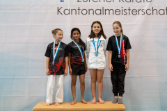 Kiara Pagaria,Jara Morina,Luca Lajer,Linnea Gisiger,Bonstetten,Siegerehrung,2026,Zürcher Kantonalmeisterschaft,ZHKM,NIPPON TRAINING URDORF / DIETIKON,IKIGAIDO KARATE FÄLLANDEN