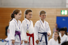 Kantonalmeisterschaft, Zürich, Bonstetten, 2024, Siegerehrung, Schweiz, Mira Hoffmann, Julia Weiss, Shukokai Dojo Wetzikon