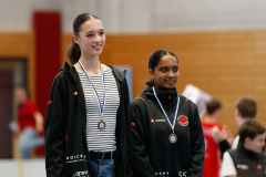 Kantonalmeisterschaft, Zürich, Bonstetten, 2024, Siegerehrung, Schweiz, Luna Molitor, Mahisa Rajkumar, Shukokai Dojo Wetzikon